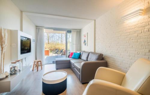 Χώρος καθιστικού στο Amazing Apartment In Schiermonnikoog