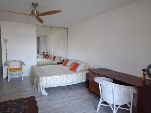 Ένα ή περισσότερα κρεβάτια σε δωμάτιο στο Just in paradise