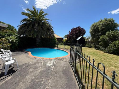 Бассейн в Fendalton Ilam Getaway Convenience & Relaxation или поблизости