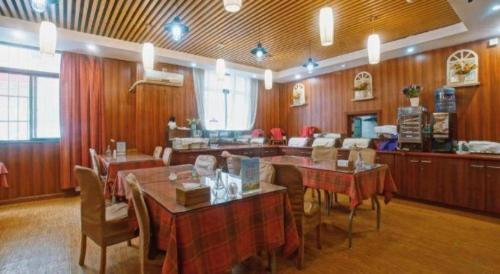 Restaurace v ubytování Pai Hotel Kunshan Youyi Hospital Qingyang South Road Branch