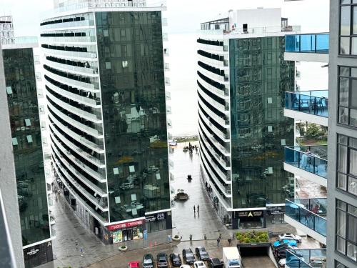 Το κτήριο όπου στεγάζεται  το διαμέρισμα