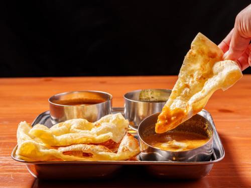 Jídlo v hotelu nebo okolí