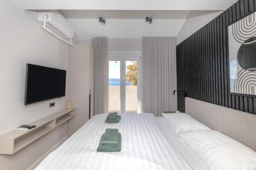Pied-à-terre by Belmont Realty