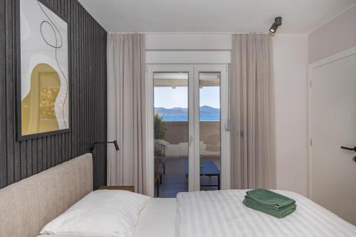 Pied-à-terre by Belmont Realty