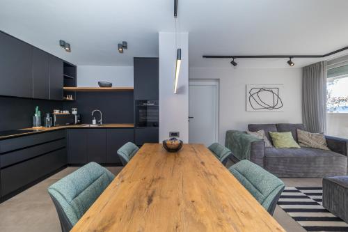 Pied-à-terre by Belmont Realty