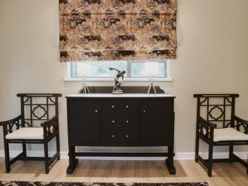 Φωτογραφία από το άλμπουμ του The First House σε Pennington