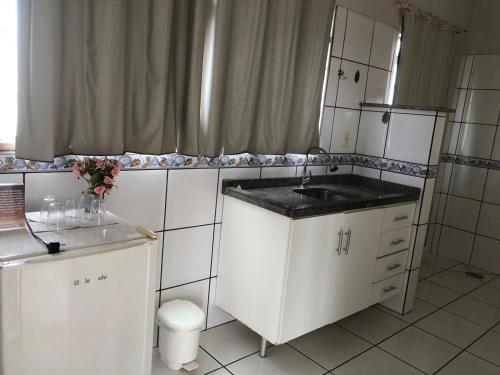 Kuchyň nebo kuchyňský kout v ubytování Fabiel Palace Hotel