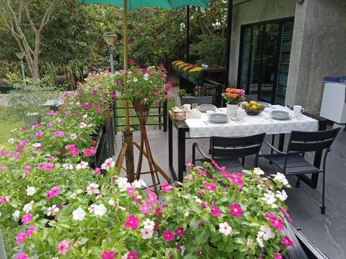 Φωτογραφία από το άλμπουμ του Baan suan khun Pen Chiangmai σε Ban Luam