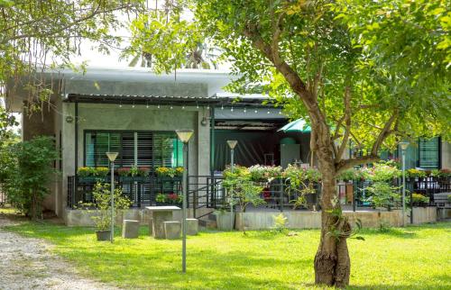 Φωτογραφία από το άλμπουμ του Baan suan khun Pen Chiangmai σε Ban Luam