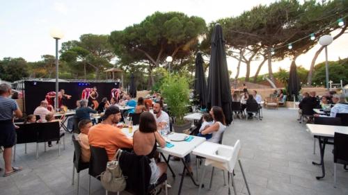 ZEcamping 3 étoiles à 150m de la plage cadre unique de la presquîle de Giens