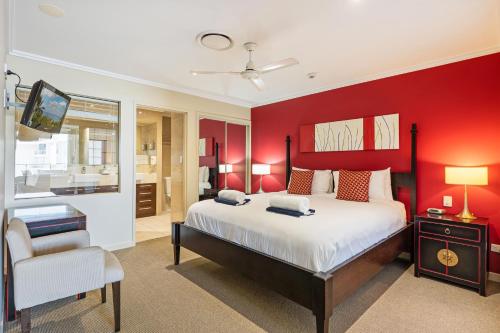 Postel nebo postele na pokoji v ubytování Coastal Escape - 2BR plus Pool and Spa