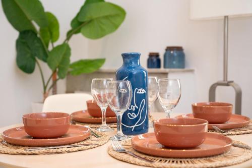 Chic Apartment Cannes Forville, 5 min Palais & Port