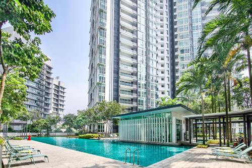 Πισίνα στο ή κοντά στο Holiday! Large Kid-Friendly KeedzFlix, MystTunnel 5Mins to Legoland JB, Johor Malaysia