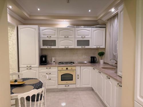 Køkken eller tekøkken på Amazing Family Delight 2