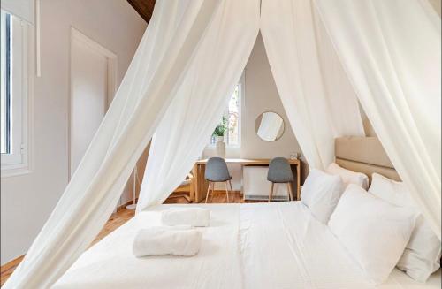 Ένα ή περισσότερα κρεβάτια σε δωμάτιο στο Acropolis 360 Residence,2 bedr