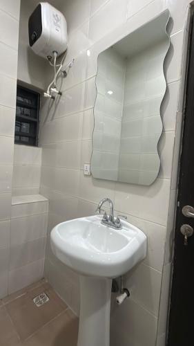 Ένα μπάνιο στο Quantum Havens Apartment - EKO