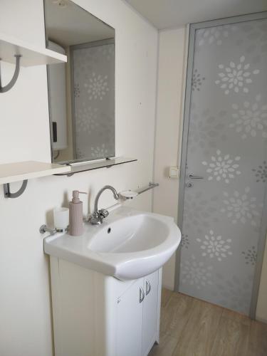 Ένα μπάνιο στο LigetLak Apartment Ház