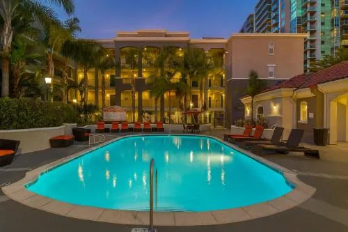 Marina Del Rey Beach Retreat w Hot Tub, Billiards & Grill photo 1