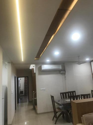 Imagen de la galería de Fully Furnished 3BHK Flat, en Zirakpur