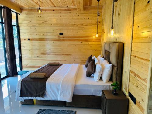 Postel nebo postele na pokoji v ubytování Mount Breeze Ella