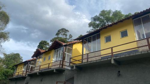 Das Gebäude in dem sich die Lodge befindet