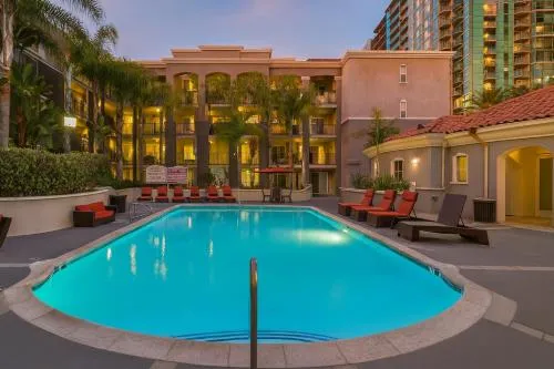 Sunny Marina Del Rey Apartment- Hot Tub, Game Room, BBQ, Projector photo 1
