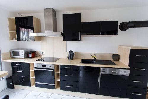 Kuchyň nebo kuchyňský kout v ubytování Ferienwohnung Fliehr