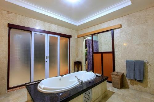 Ένα μπάνιο στο Privat Pool villa at kuta