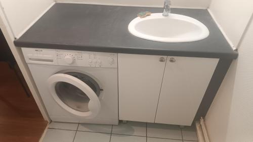 Superbe studio Lyon 3 avec chambre et balcon