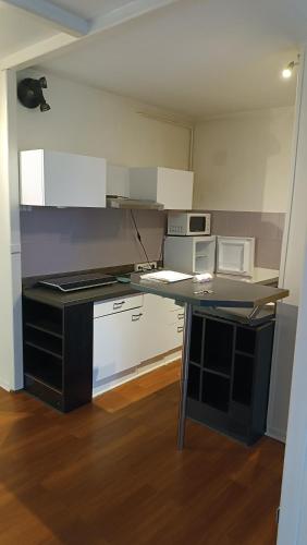Superbe studio Lyon 3 avec chambre et balcon