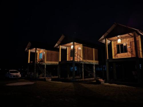 Здание варианта проживания в семье