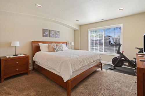 Postel nebo postele na pokoji v ubytování Ellie 30 Days minimum