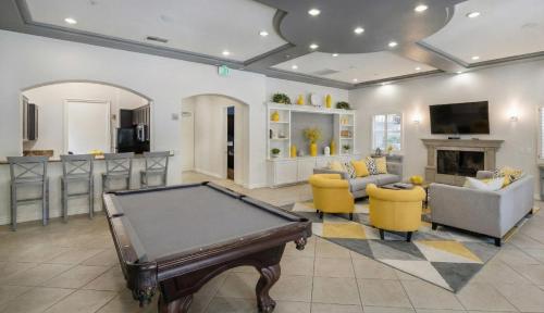Marina Del Rey Apartment with Resort Amenities - Short Distance To Venice Beach photo 43
