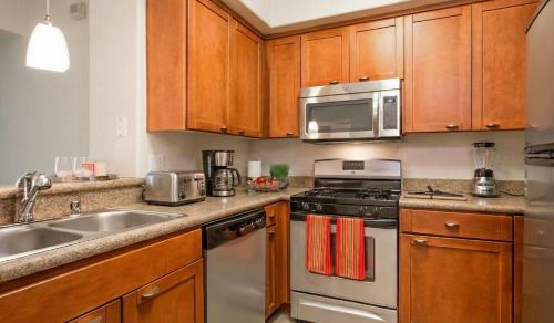 Marina Del Rey 2BR & 1BR Getaway - Gym - Pool - Sauna - Near Marina - Venice Beach photo 45