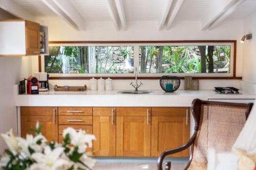 Nhà bếp/bếp nhỏ tại Lodge Kaz à sucre, ideal for a romantic getaway