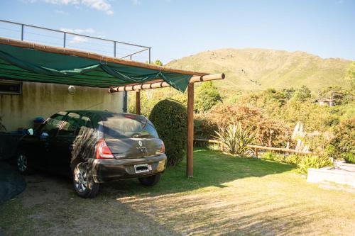 En generel udsigt til bjerge eller udsigt til bjerge taget fra feriehuset