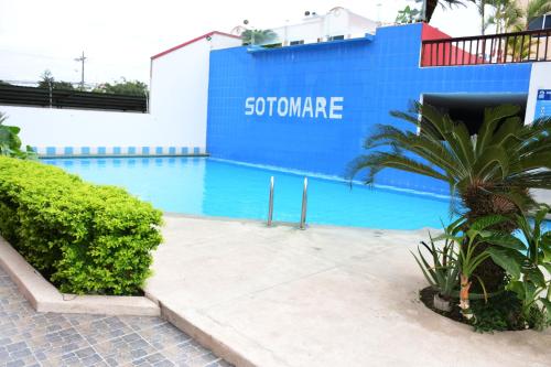 Swimmingpoolen hos eller tæt på Relax en Tonsupa Moderno, con Aire C y a pasos del mar 3 piscinas 2hidro