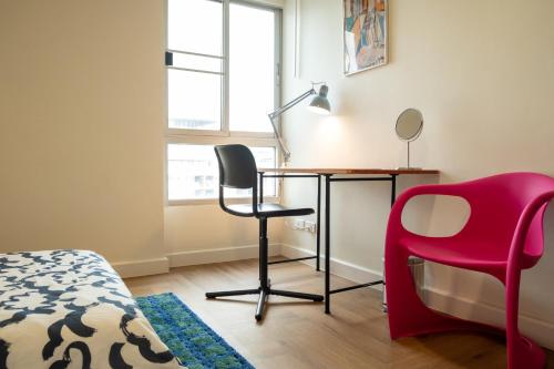 صورة لـ Colorful cozy apartment near DMK Airport, IMPACT Arena & BTS في Ban Nong Chaeng