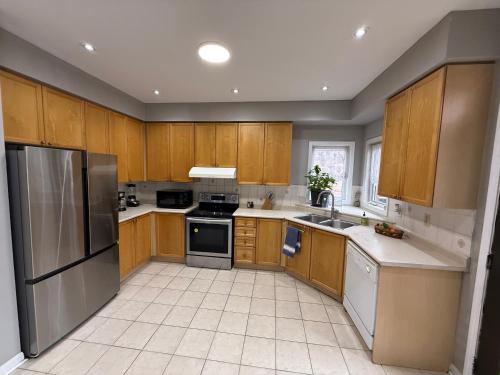 Billede fra billedgalleriet på Pearson Airport Cozy Room Mississauga i Mississauga