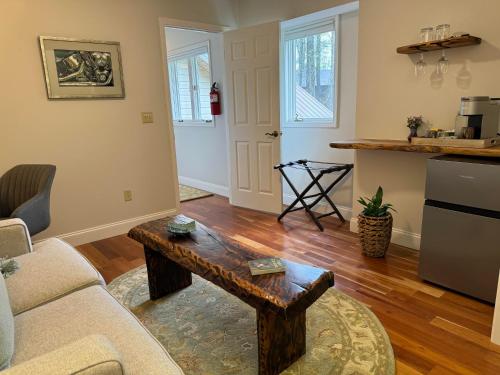 Photo de la galerie de l'établissement Oak Street Inn, à Brevard