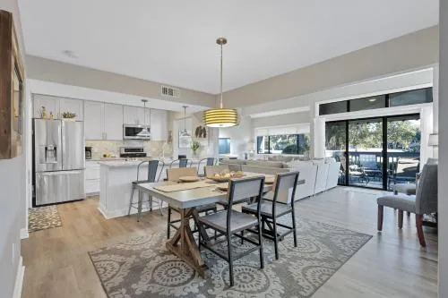 265 Turnberry Villa photo 1