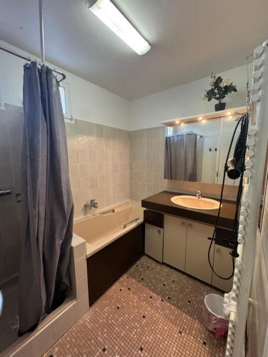 Ένα μπάνιο στο Madlen