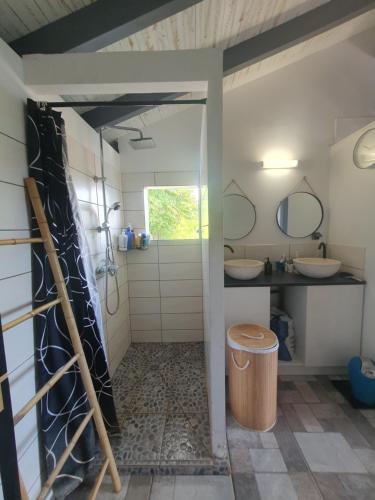 Φωτογραφία από το άλμπουμ του Bel Kay σε Rivière-Salée