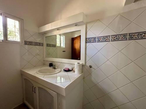 Ένα μπάνιο στο Casa Siete Las Terrenas