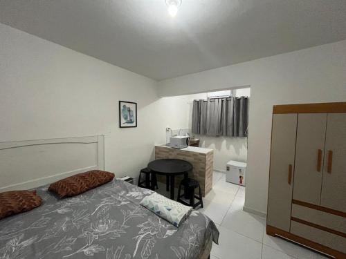 Postel nebo postele na pokoji v ubytování Espaço central!