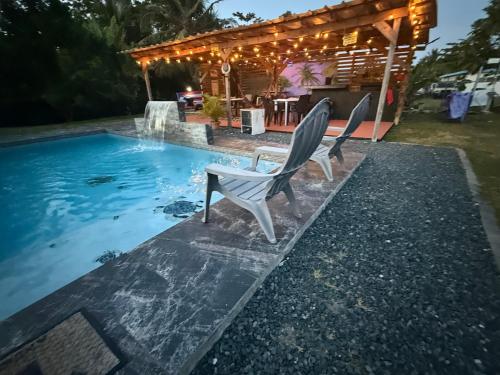 Piscina a Punta Santiago Pool Vacation o a prop