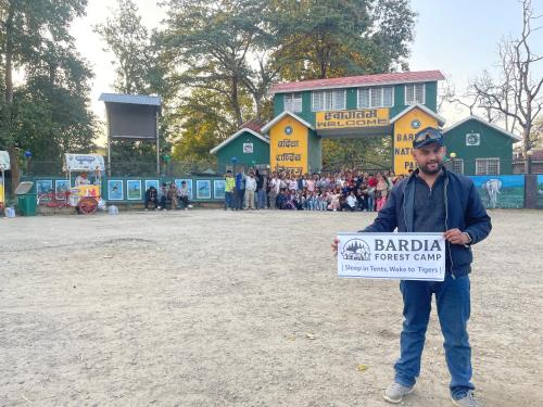 Gæster der bor på Bardia Forest Camp