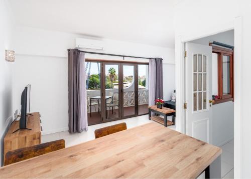 Bloc B - Ocean View - Oura - Beach