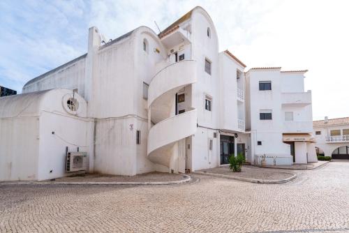 403 - Oura - 2 bedroom- Sea View