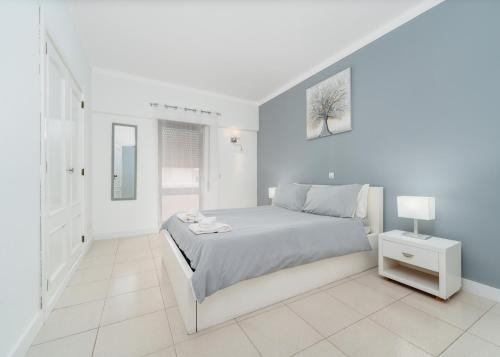 404 - Oura - 2 Bedroom - Sea View